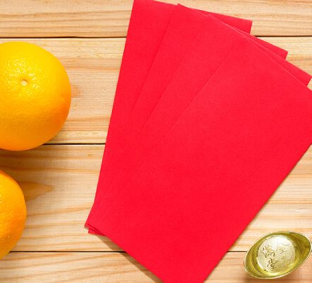 Why You Should Consider Red Packets As Corporate Gifts
