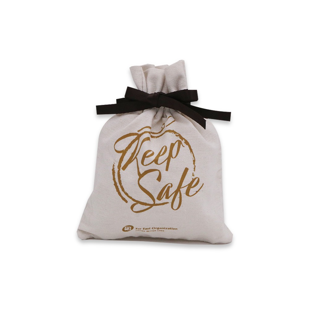 Canvas-drawstring-pouch-Lucky-Square