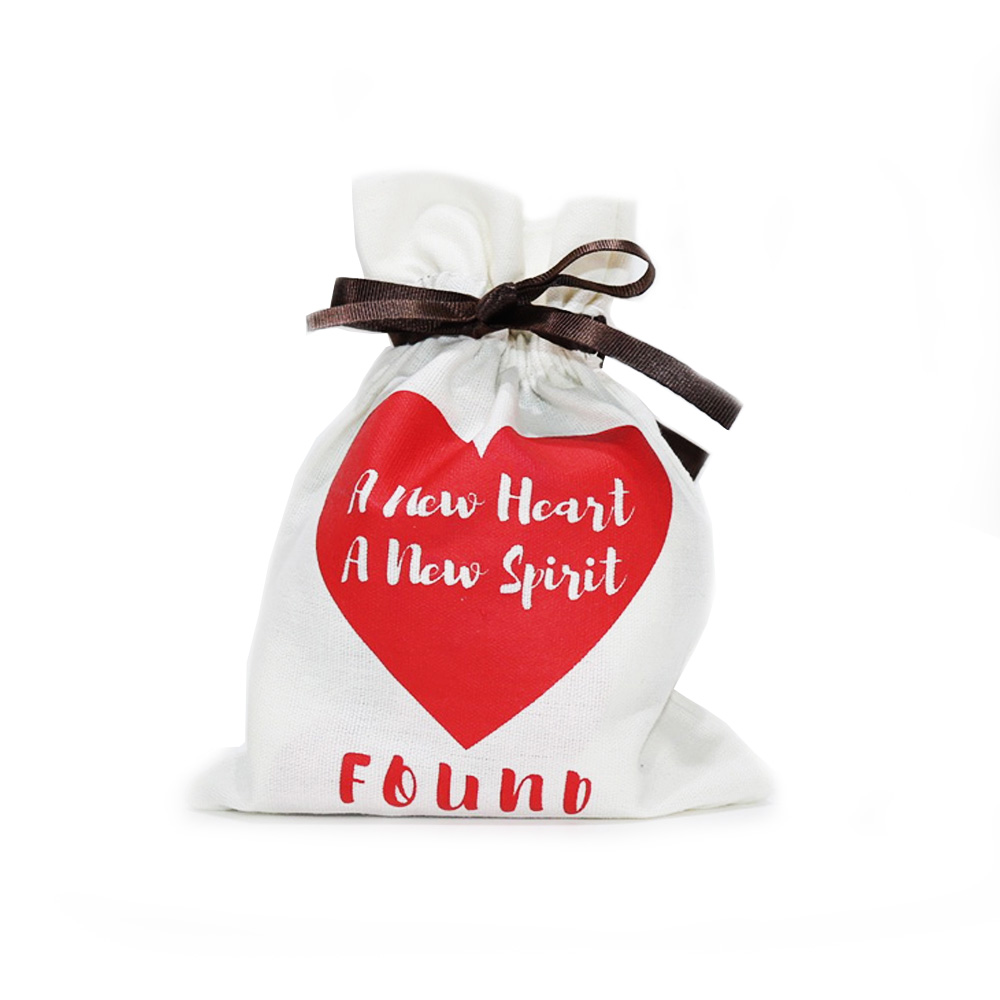 Canvas_Ribbon_Drawstring_Pouch_NUS_1